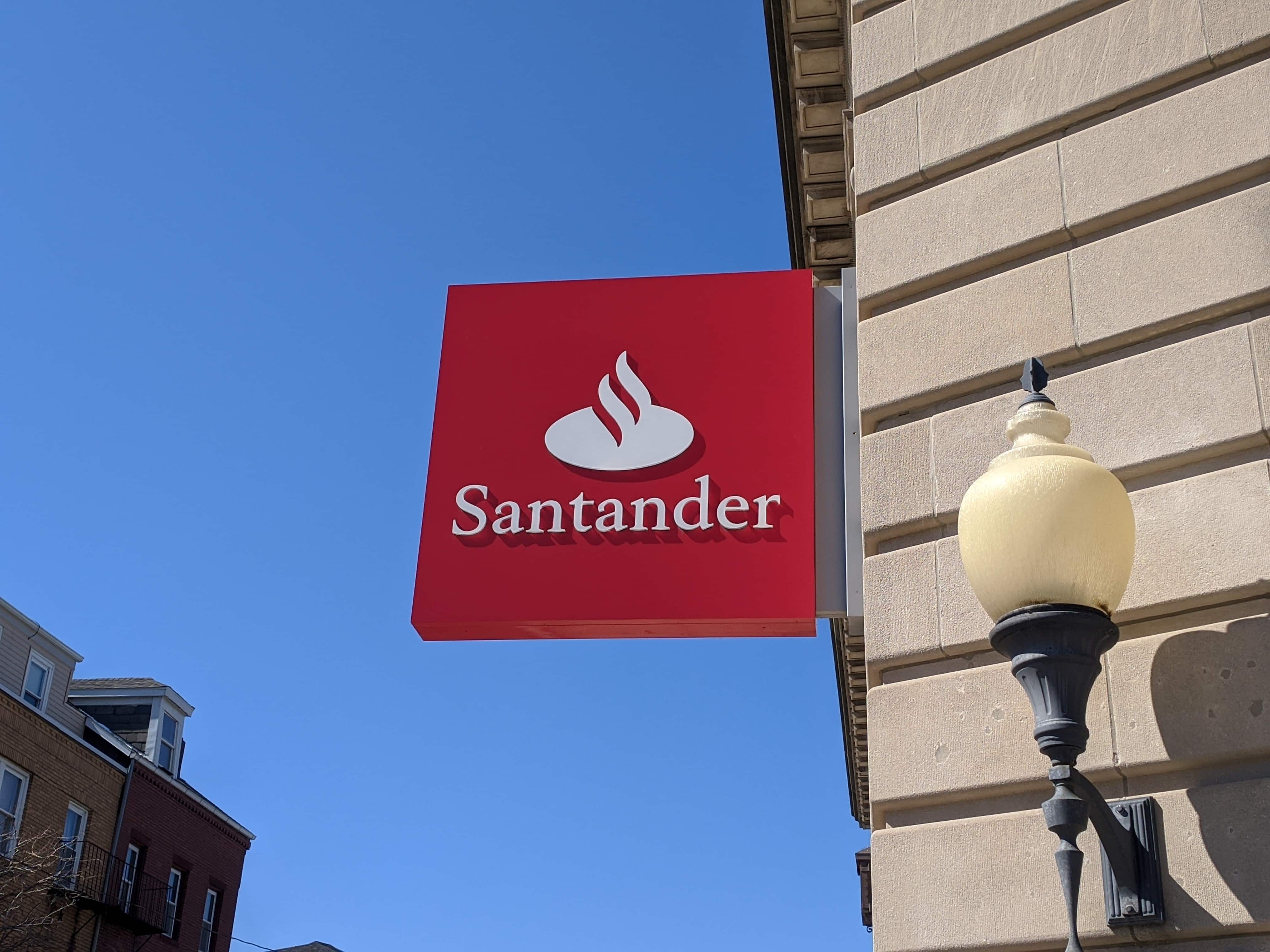 About Us - Santander