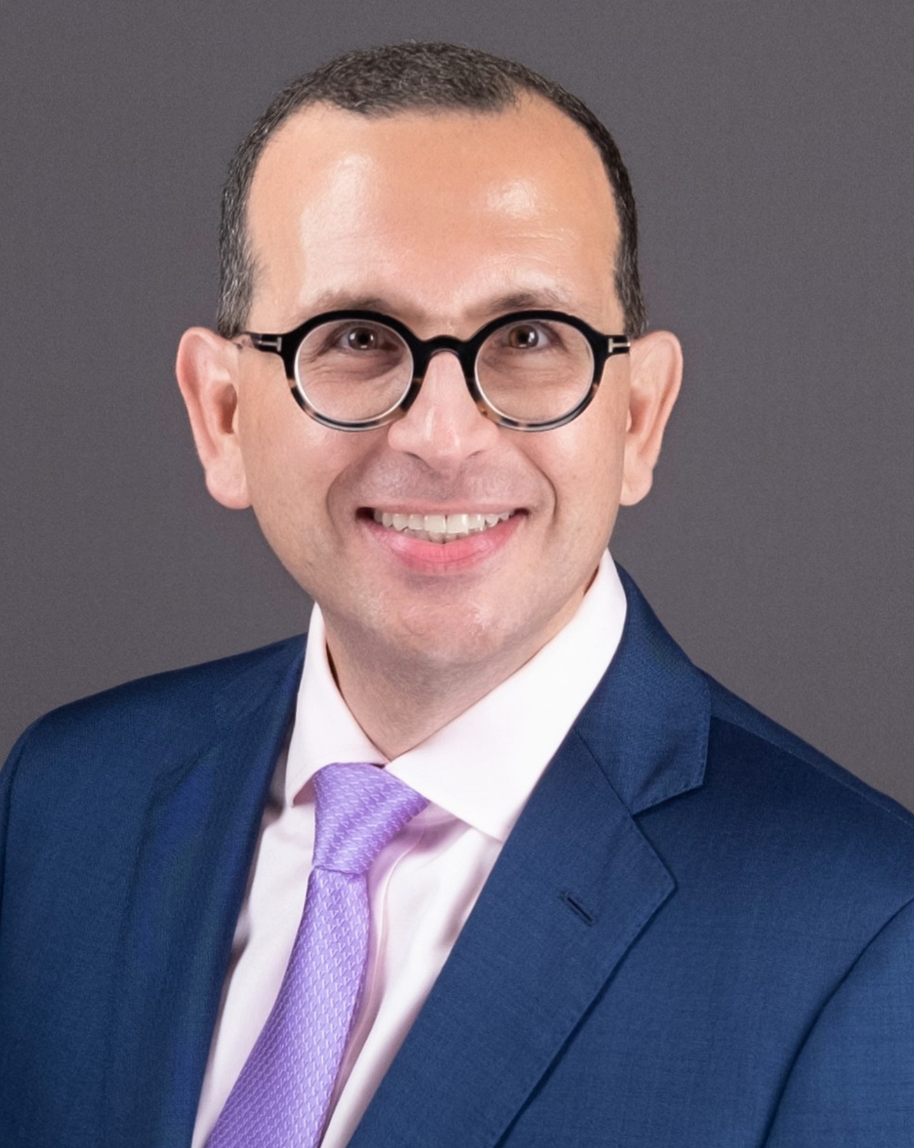 Mixing Retail and Relationships in New Branches